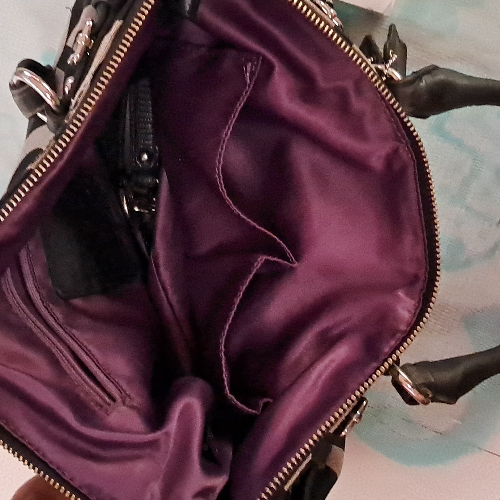 Purse - Picture 2 of 4
